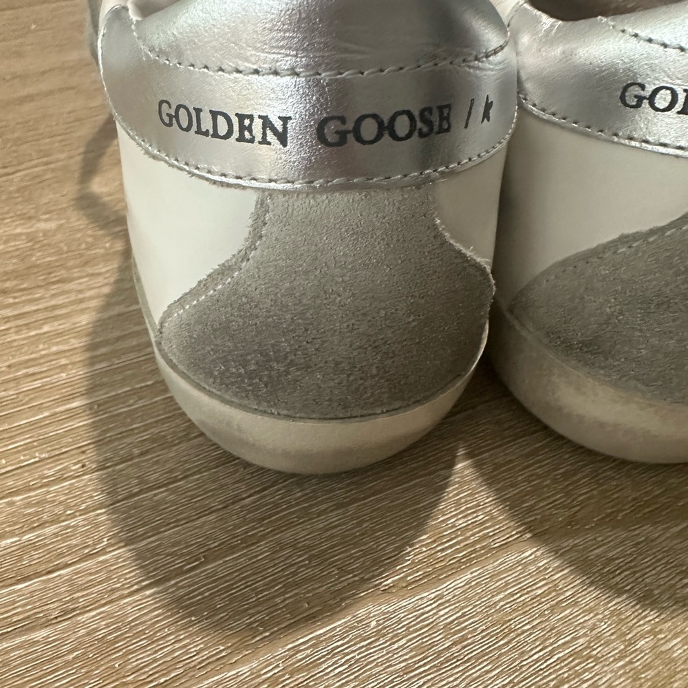 Golden Goose
Superstar Mixed Leather Sneakers - Picture 13 of 16